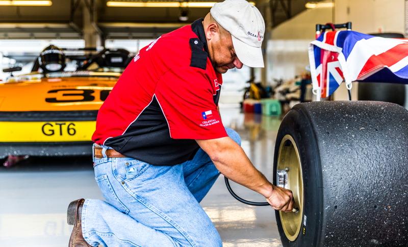 Illustration for article titled This Is What Vintage Car Racing Heaven Looks Like When It Comes To Texas